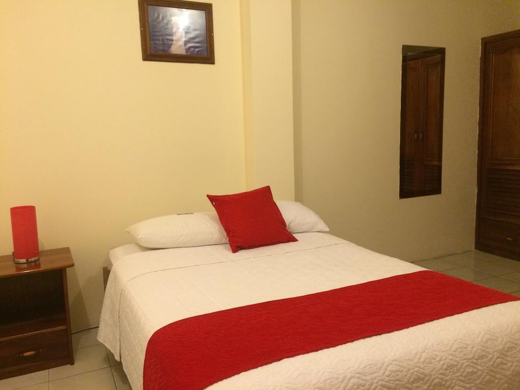 Hotel Red Booby Puerto Ayora  Pokoj fotografie